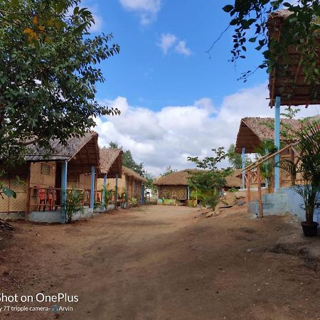 Hampi Nature Cottage エクステリア 写真